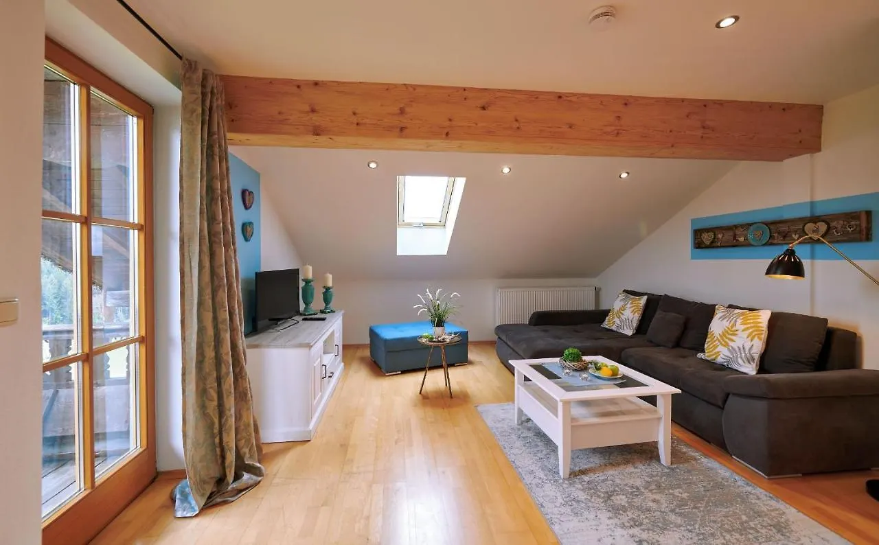 Hochgallinger Hof - Der Reiterhof Fuer Gross Und Klein Siegsdorf Apartament